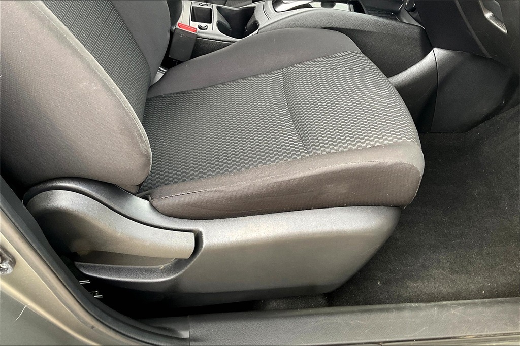 2017 Nissan Rogue Sport S - Photo 33
