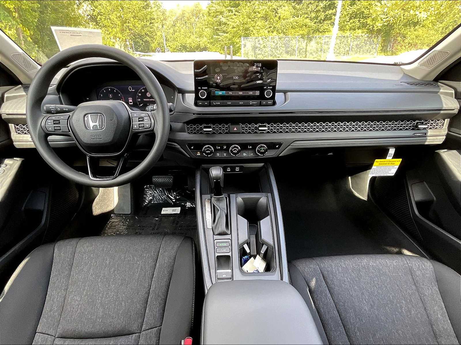 2025 Honda Accord SE - Photo 12