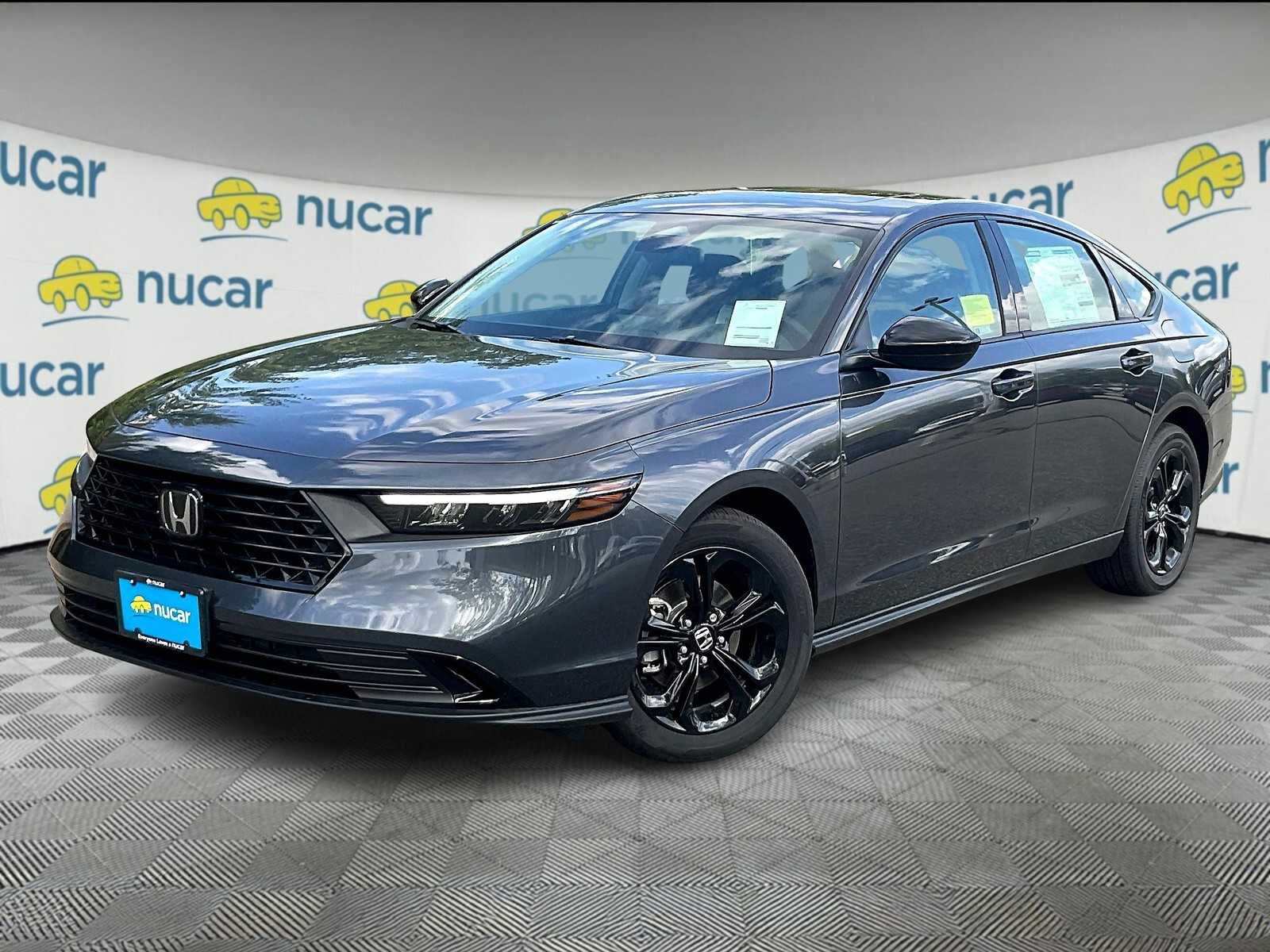 2025 Honda Accord SE - Photo 4