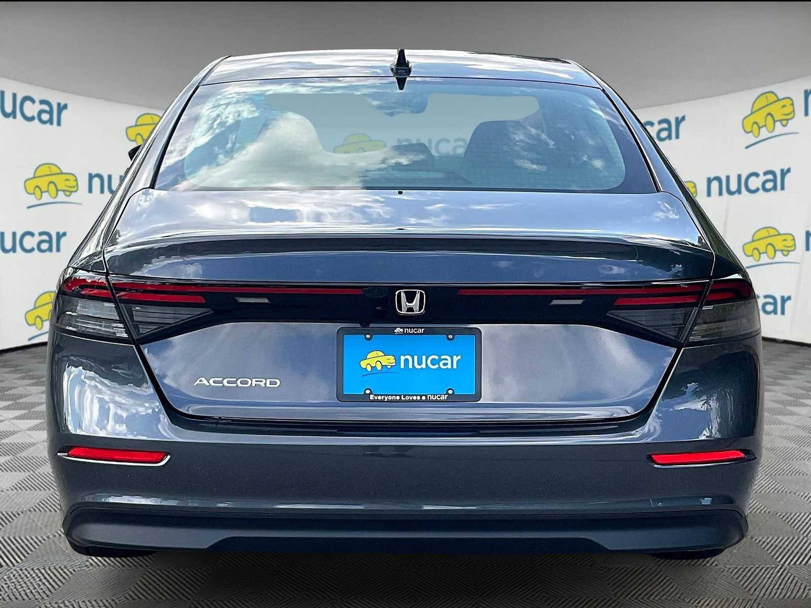 2025 Honda Accord SE - Photo 6