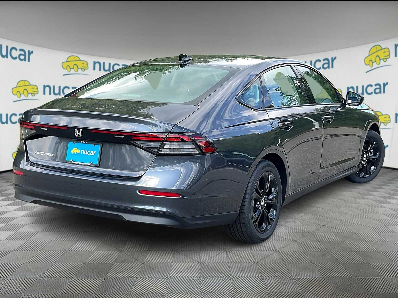 2025 Honda Accord SE - Photo 7