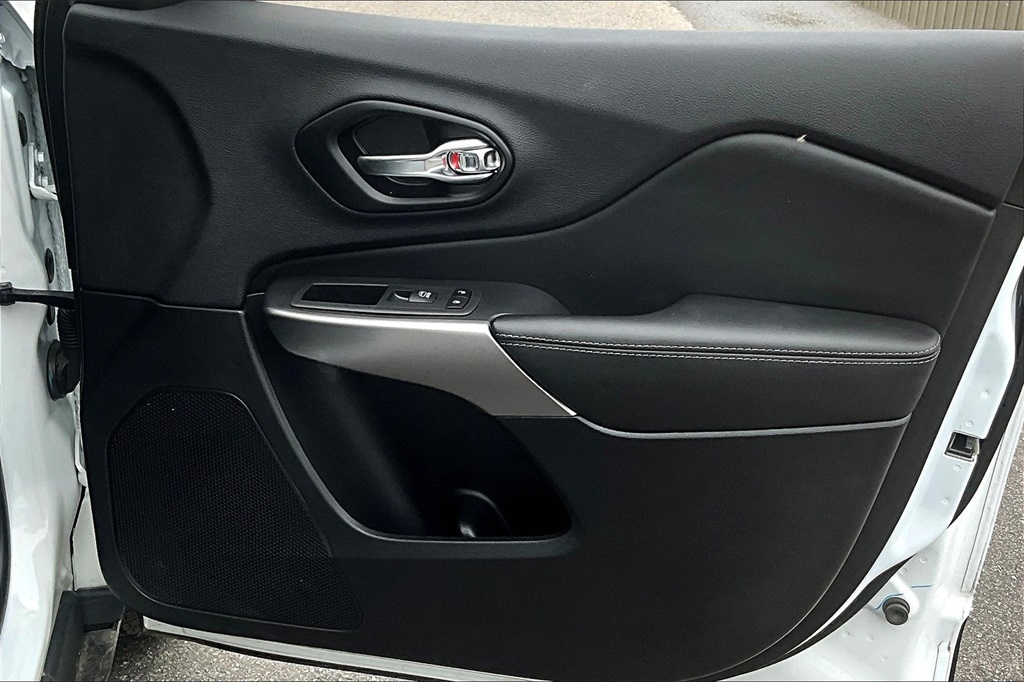 2022 Jeep Cherokee Limited - Photo 12