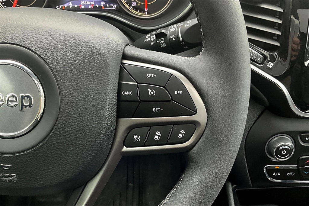 2022 Jeep Cherokee Limited - Photo 24