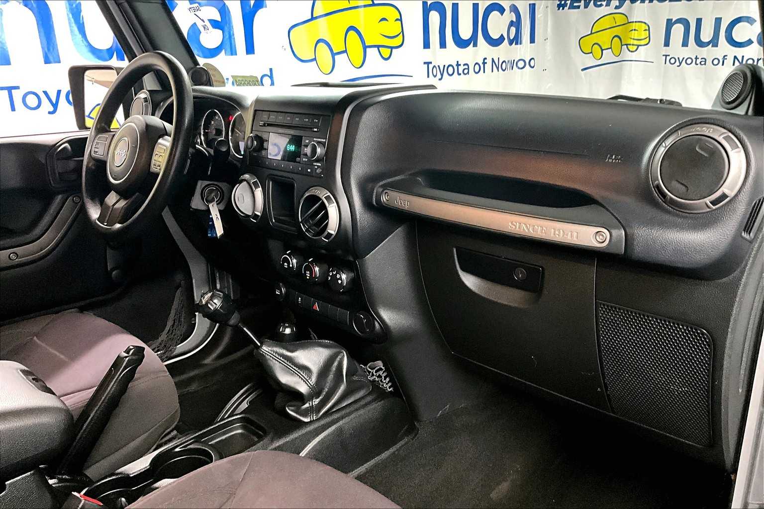 2013 Jeep Wrangler Sport - Photo 14