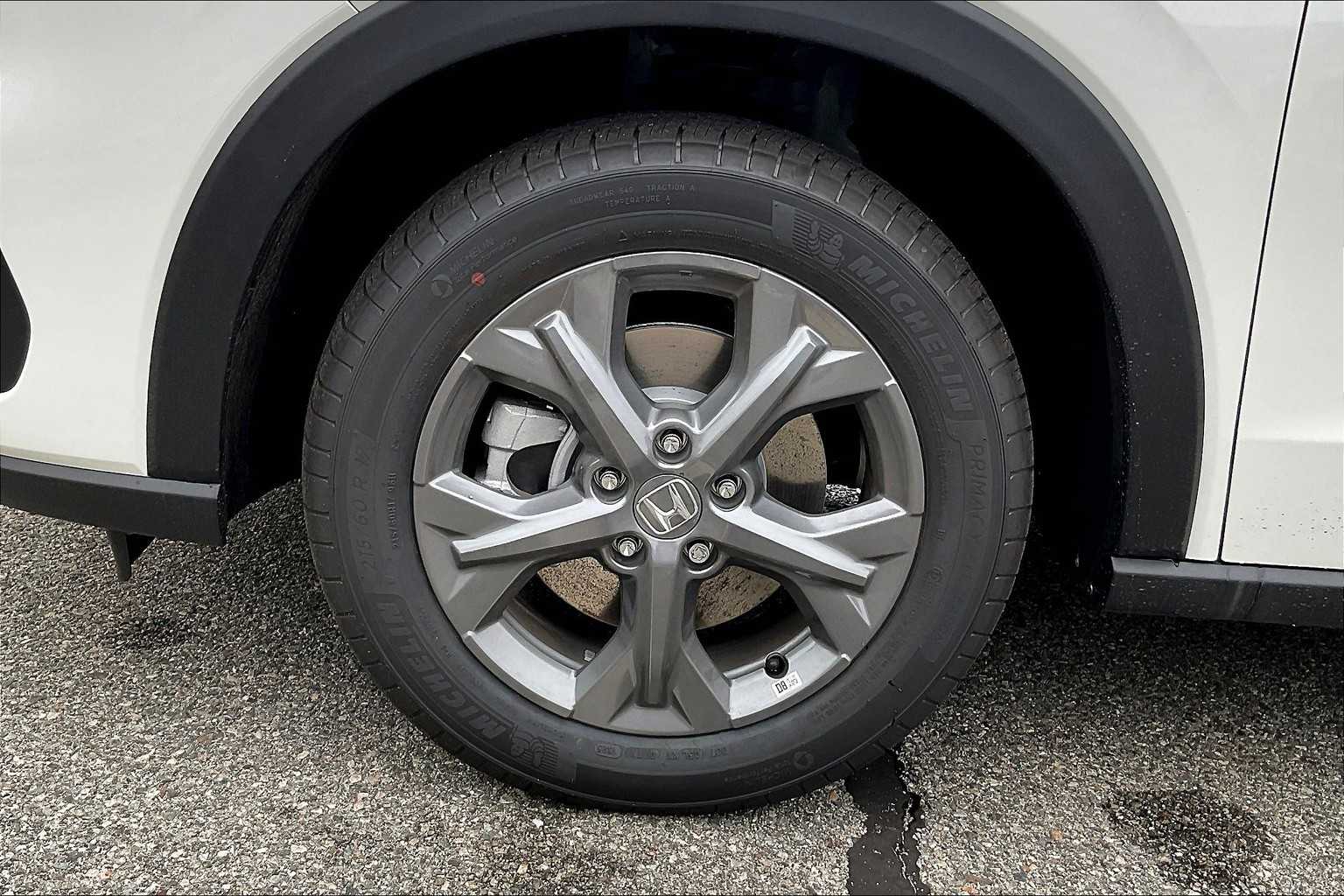 2026 Honda HR-V LX - Photo 8