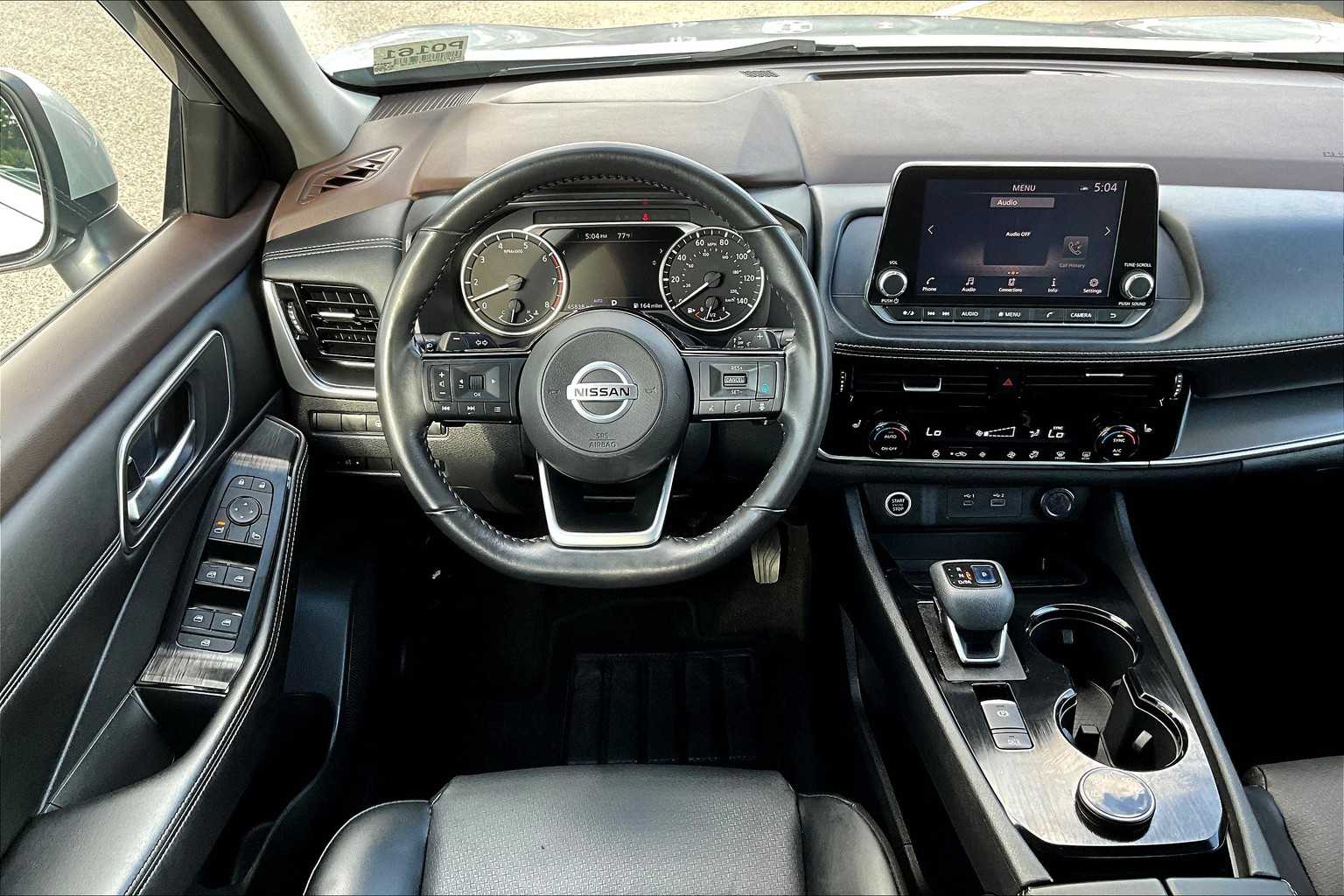 2021 Nissan Rogue SV - Photo 17