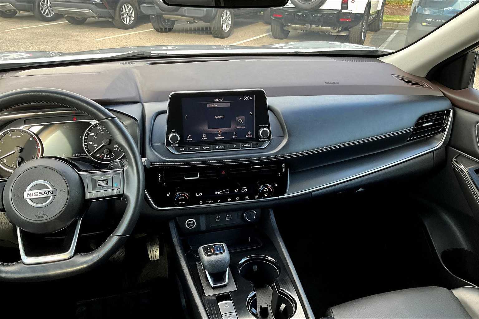 2021 Nissan Rogue SV - Photo 18