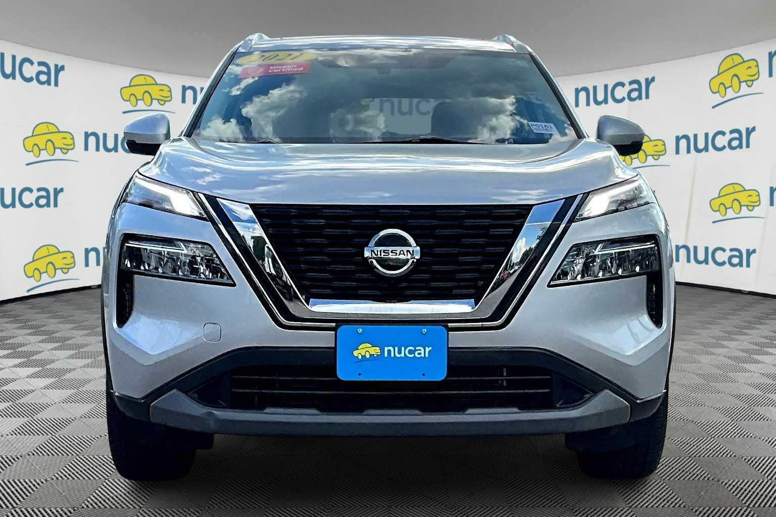 2021 Nissan Rogue SV - Photo 2
