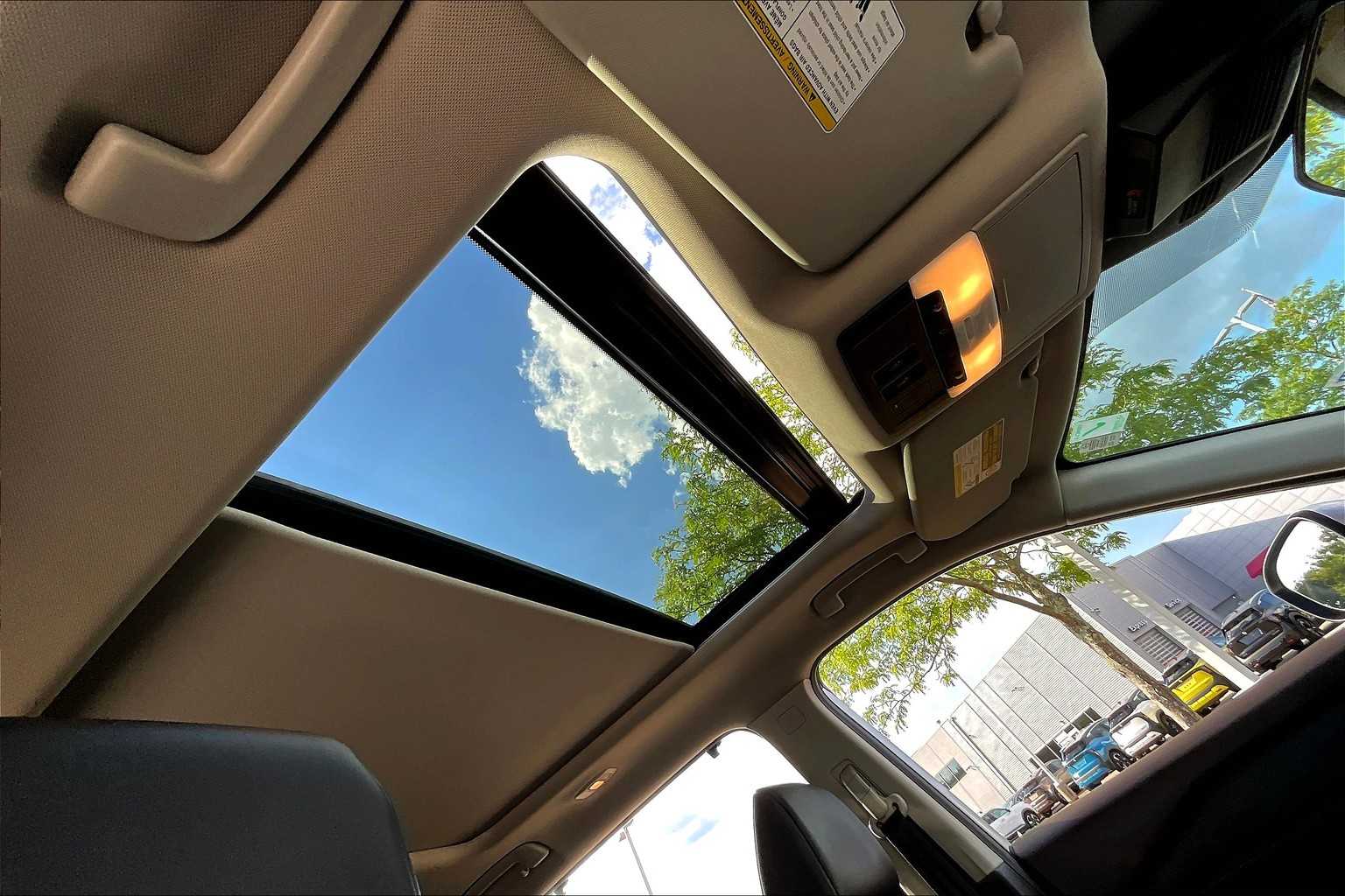 2021 Nissan Rogue SV - Photo 22