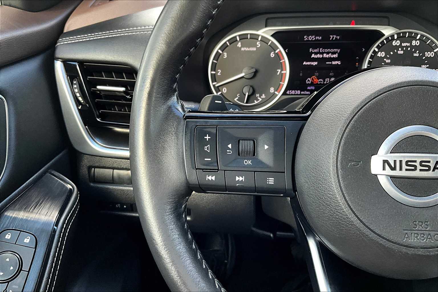 2021 Nissan Rogue SV - Photo 23