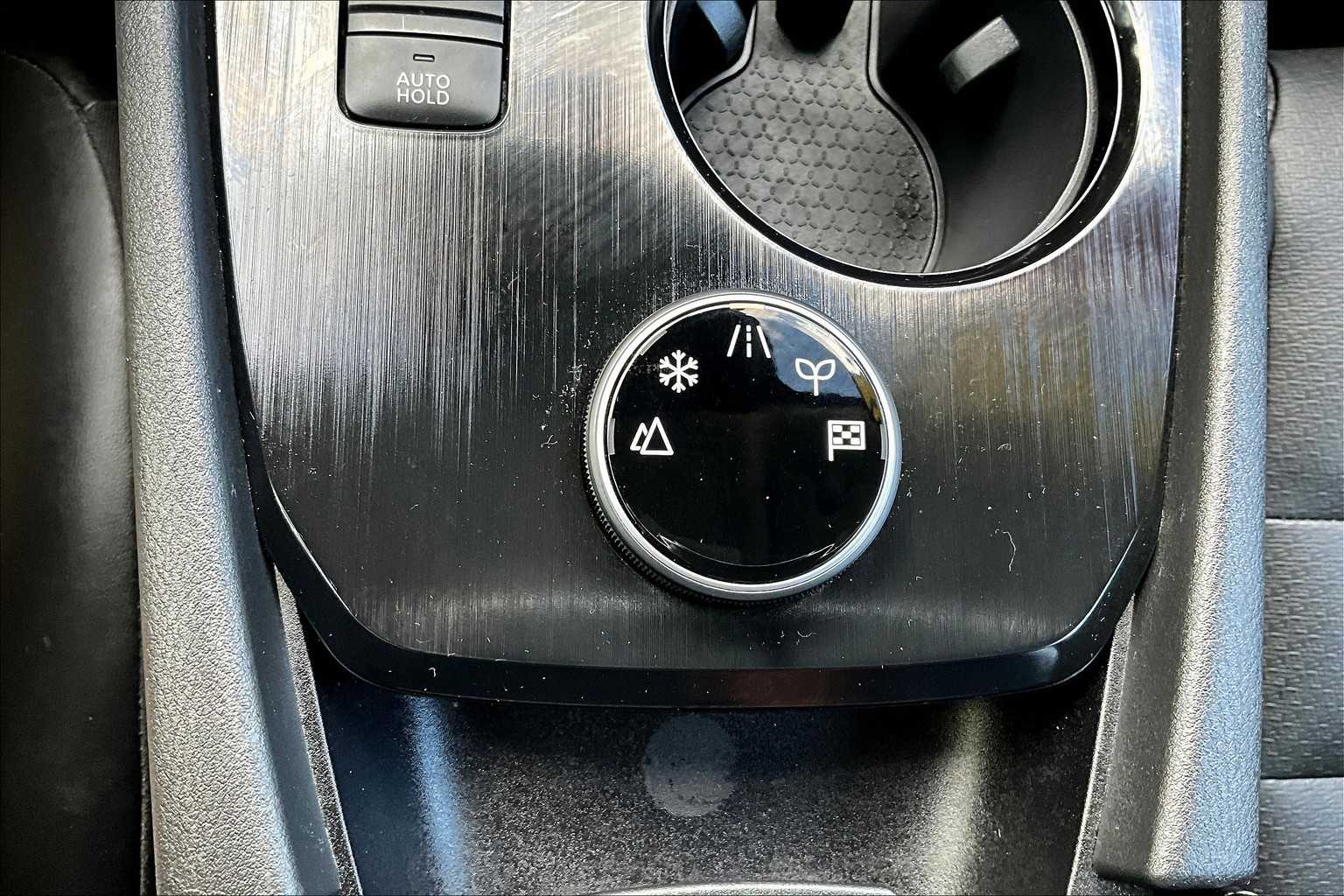 2021 Nissan Rogue SV - Photo 27