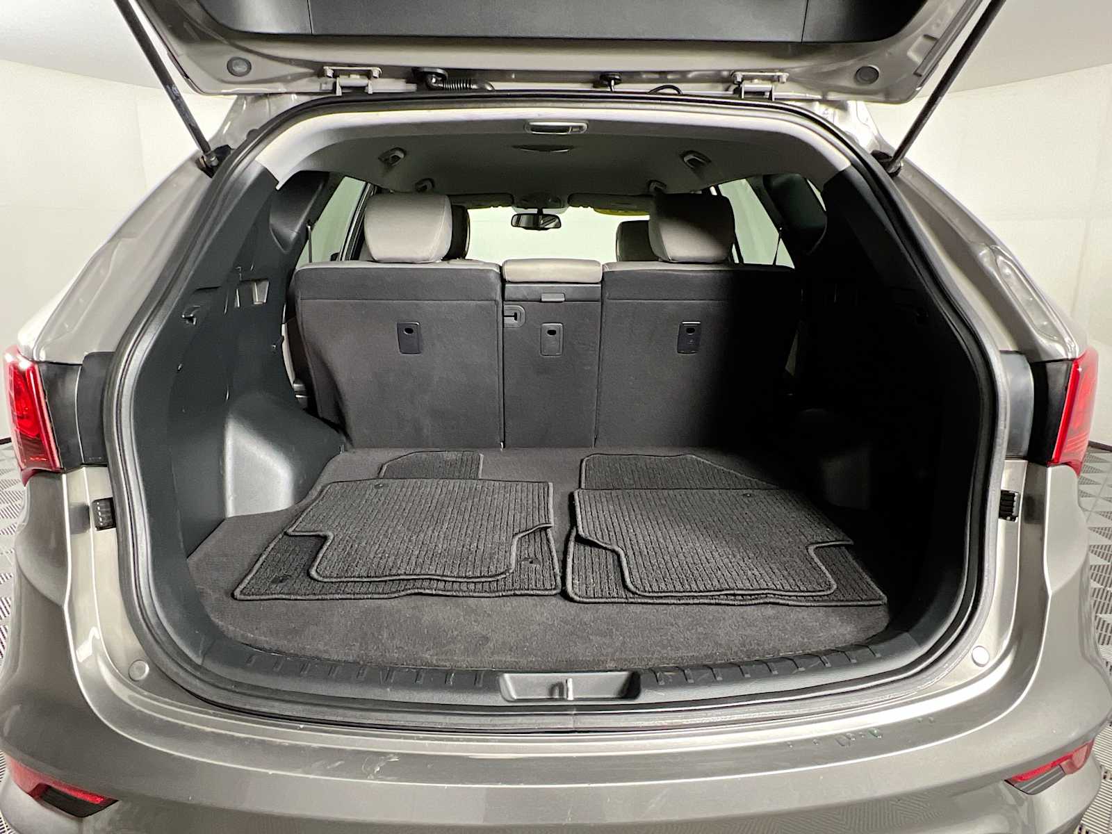 2018 Hyundai Santa Fe Sport 2.4L - Photo 26