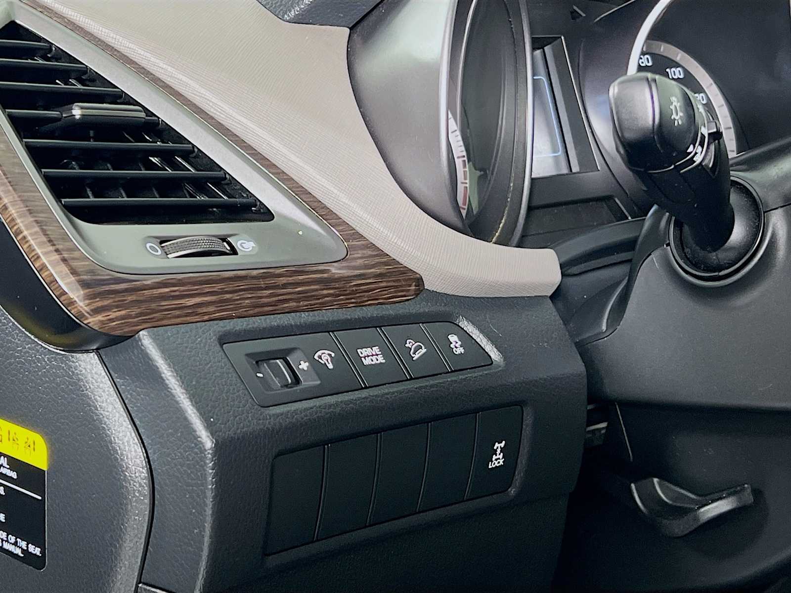 2018 Hyundai Santa Fe Sport 2.4L - Photo 10