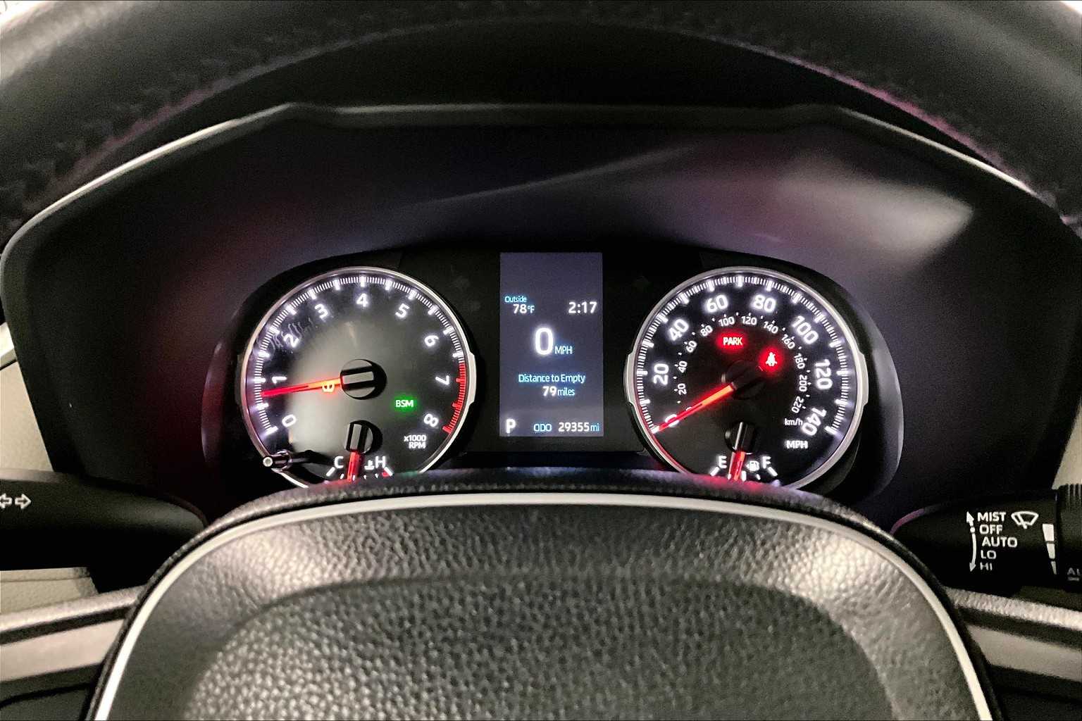 2022 Toyota RAV4 XLE - Photo 25