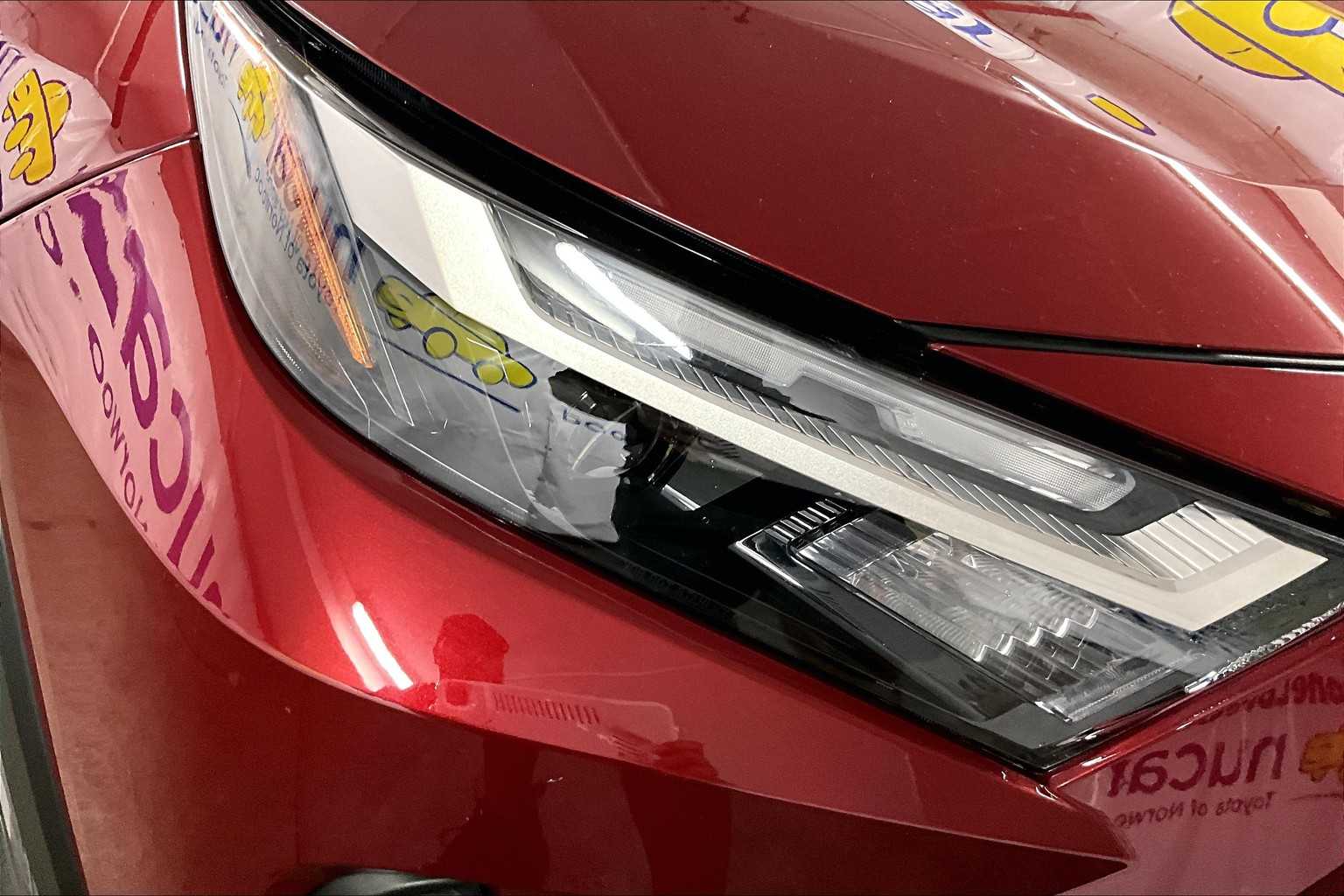 2022 Toyota RAV4 XLE - Photo 33