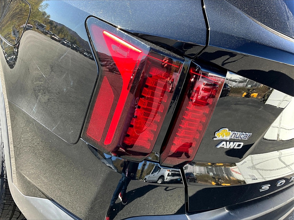 2022 Kia Sorento LX - Photo 31