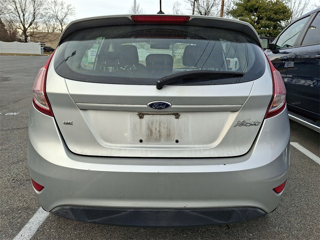 2016 Ford Fiesta SE - Photo 5