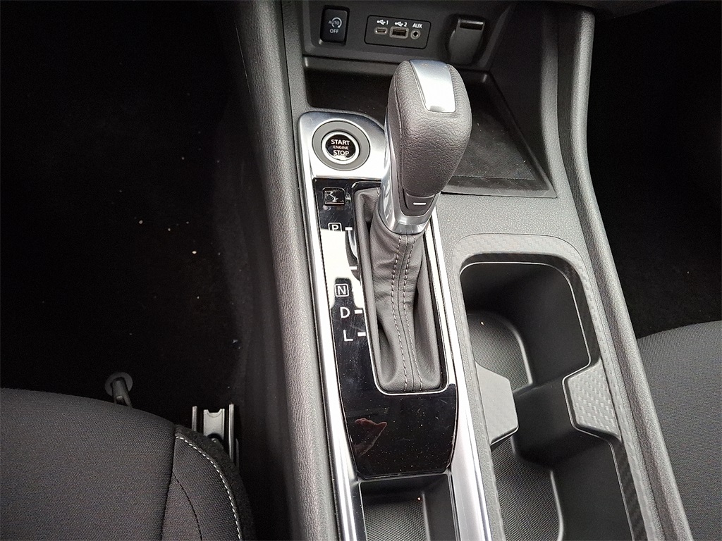 2025 Nissan Sentra SV - Photo 10