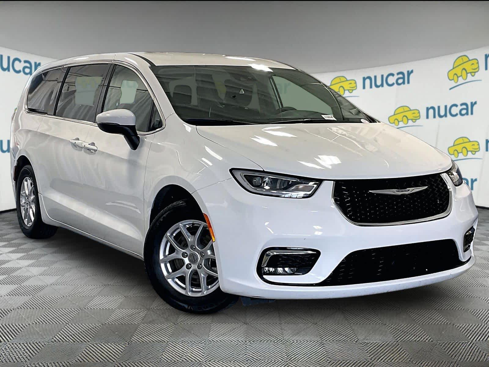 2023 Chrysler Pacifica Touring L