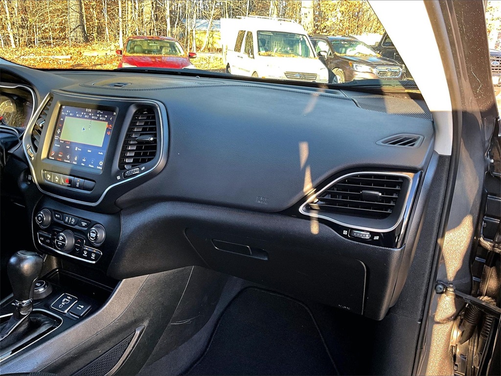 2023 Jeep Cherokee Altitude - Photo 13