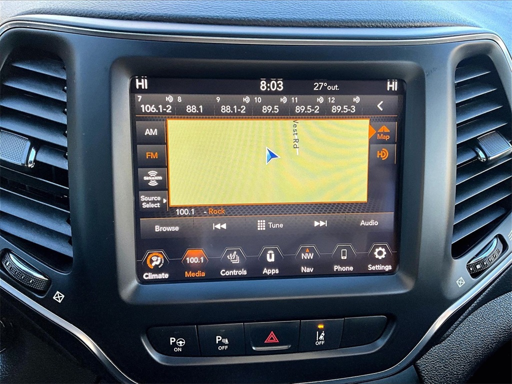 2023 Jeep Cherokee Altitude - Photo 19