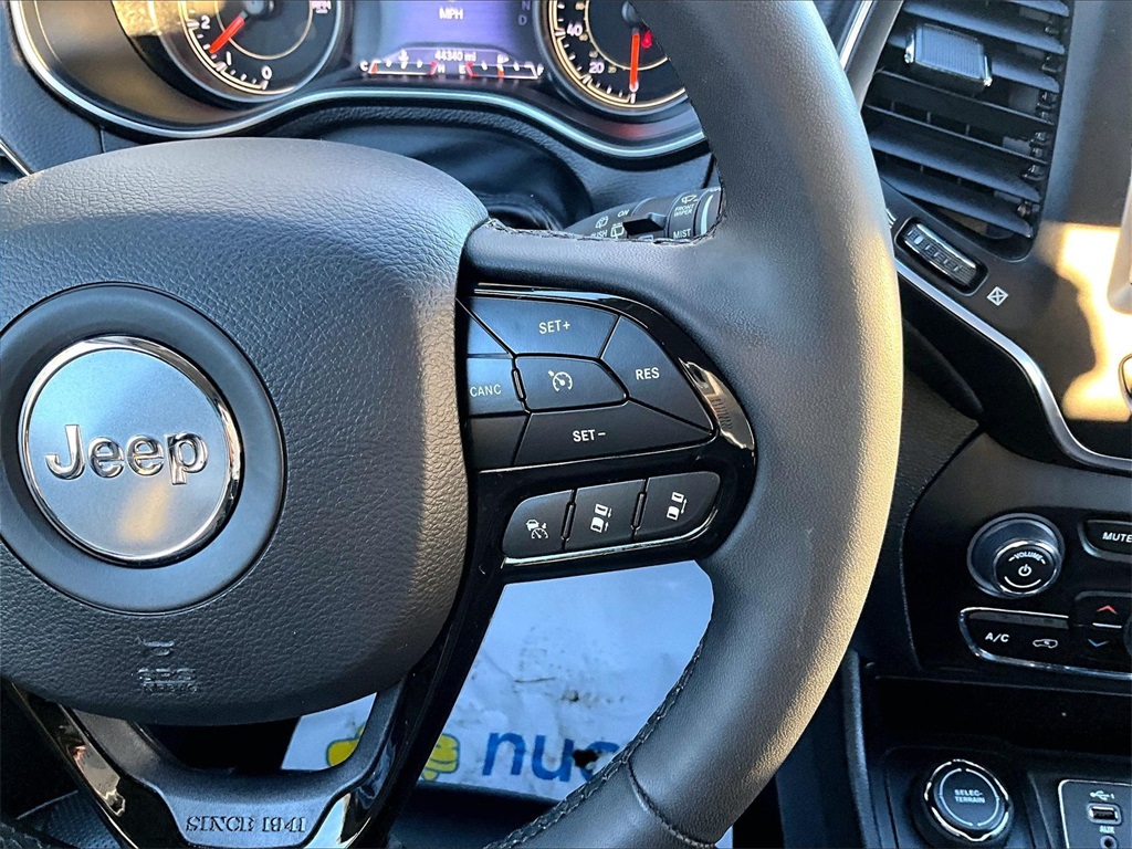 2023 Jeep Cherokee Altitude - Photo 24