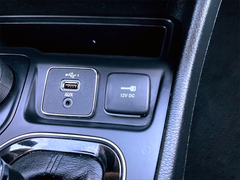 2023 Jeep Cherokee Altitude - Photo 27