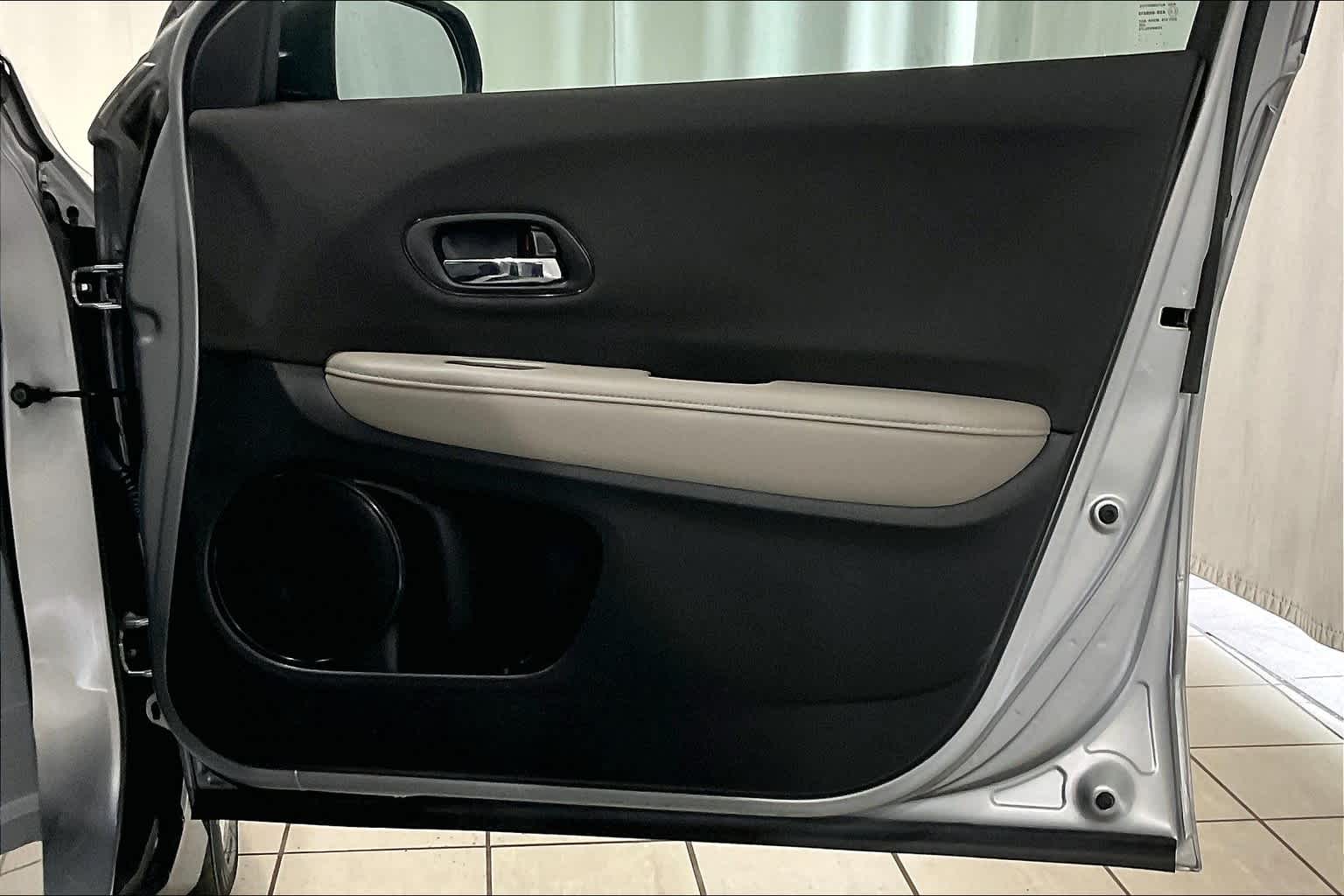 2020 Honda HR-V LX - Photo 12