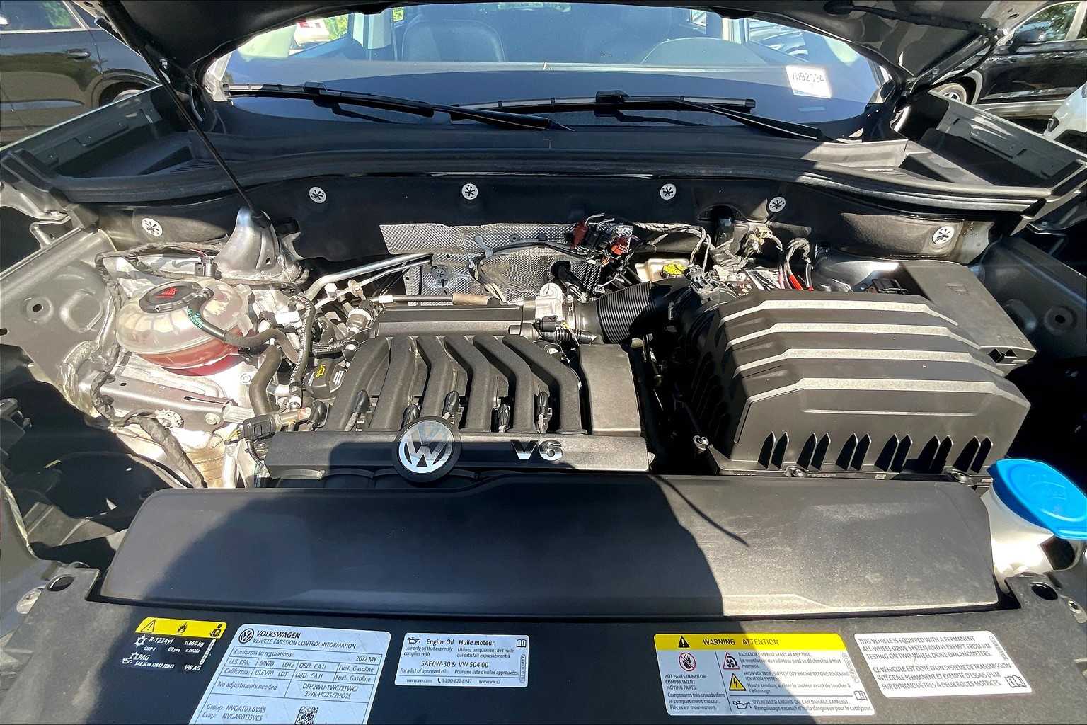 2022 Volkswagen Atlas 3.6L V6 SE w/Technology - Photo 30