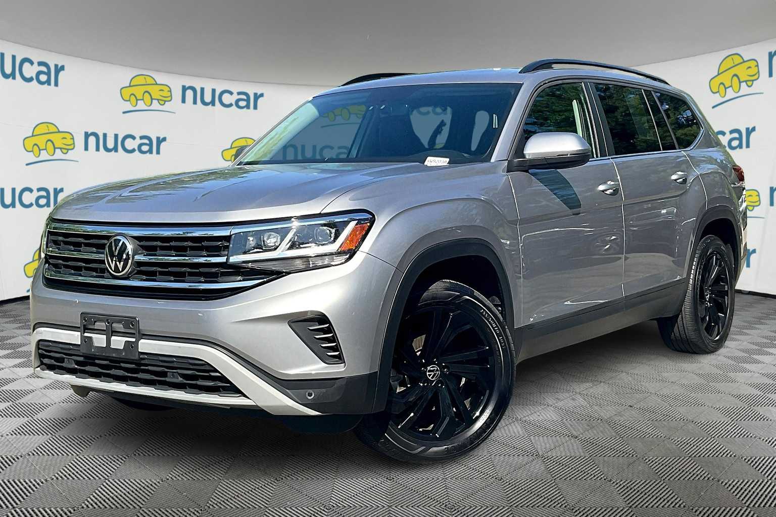 2022 Volkswagen Atlas 3.6L V6 SE w/Technology - Photo 3