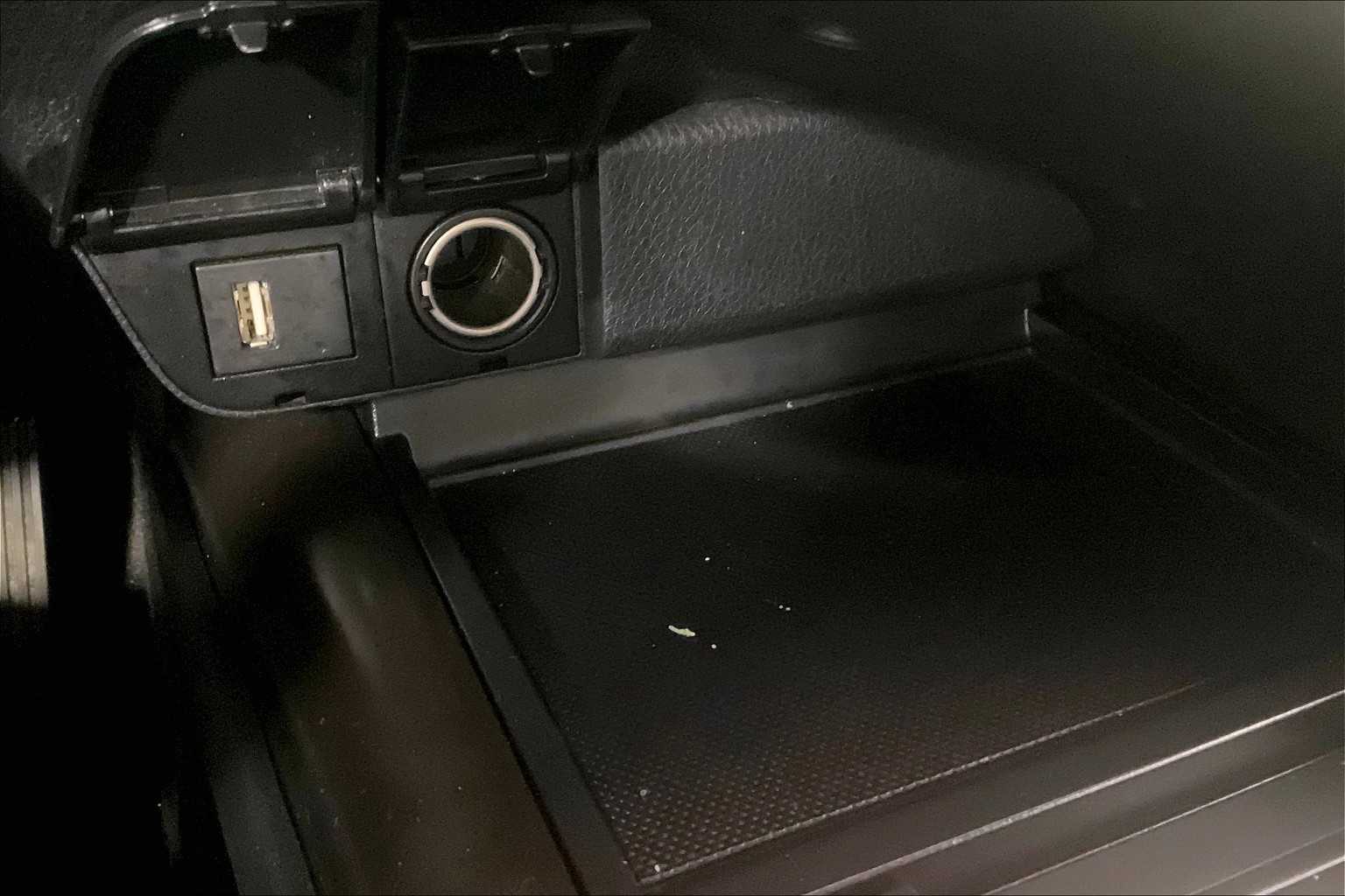 2023 Toyota Camry SE - Photo 26