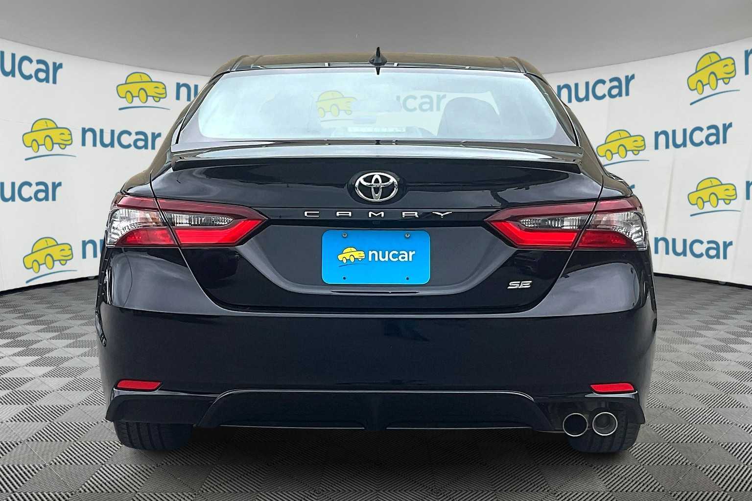 2023 Toyota Camry SE - Photo 5