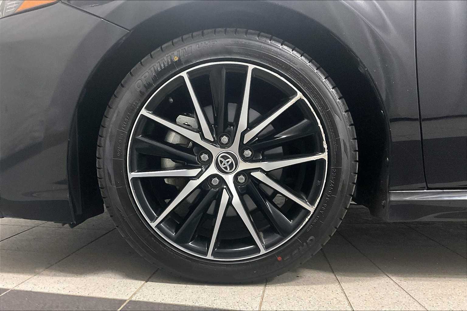 2023 Toyota Camry SE - Photo 7