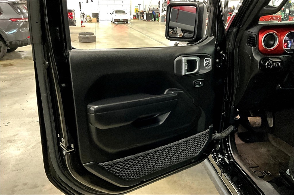 2021 Jeep Gladiator Rubicon - Photo 9