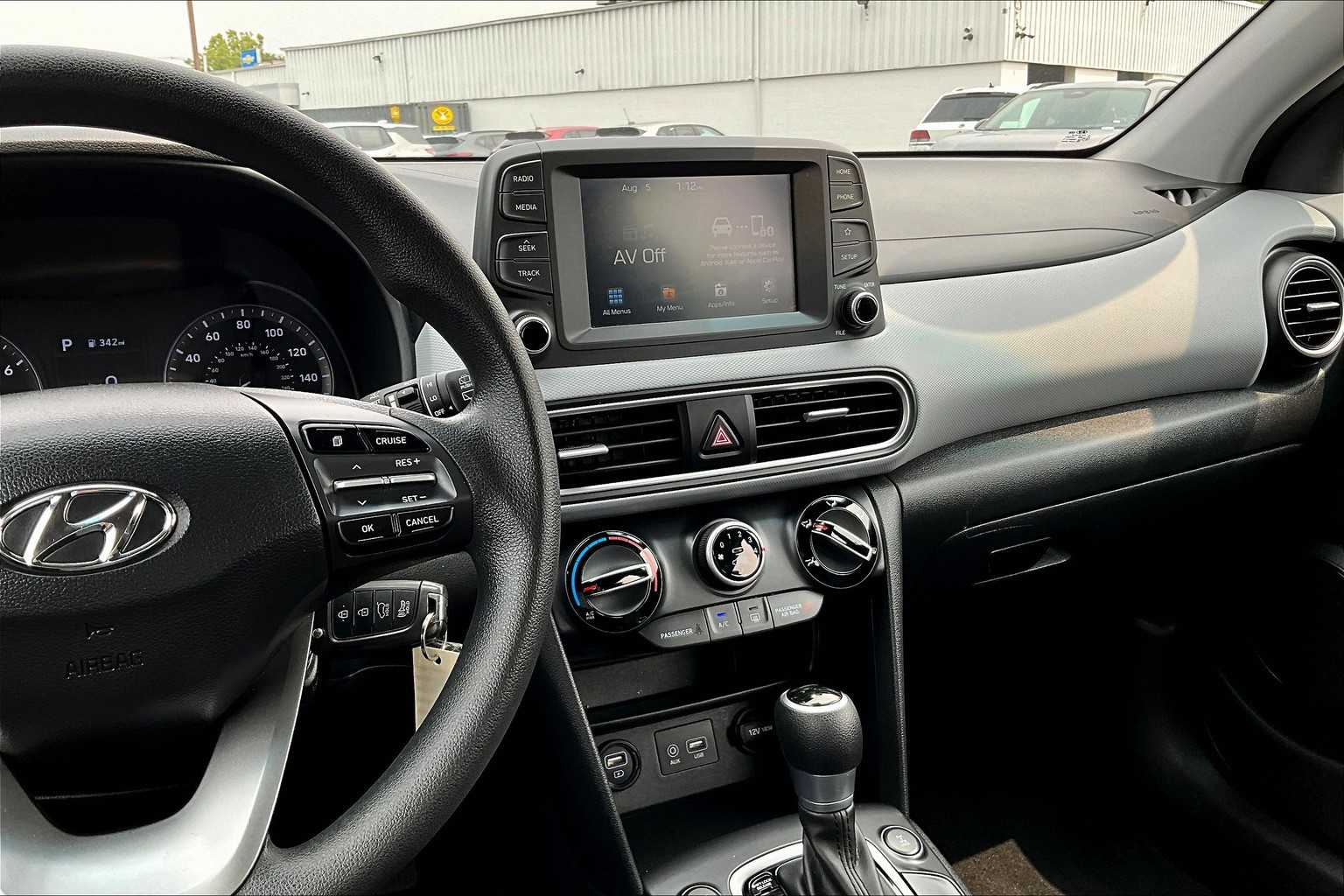 2020 Hyundai Kona SE - Photo 17