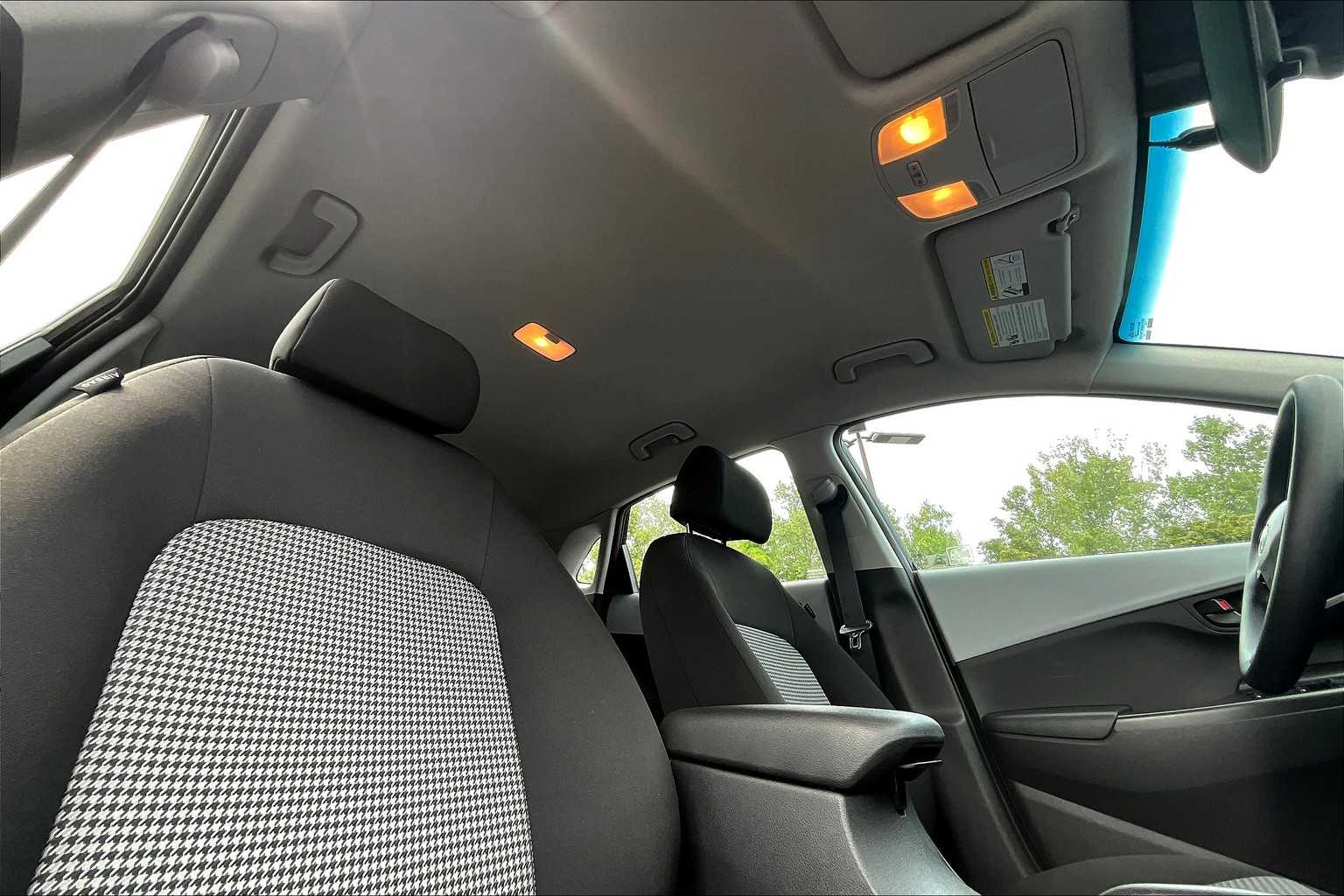 2020 Hyundai Kona SE - Photo 22