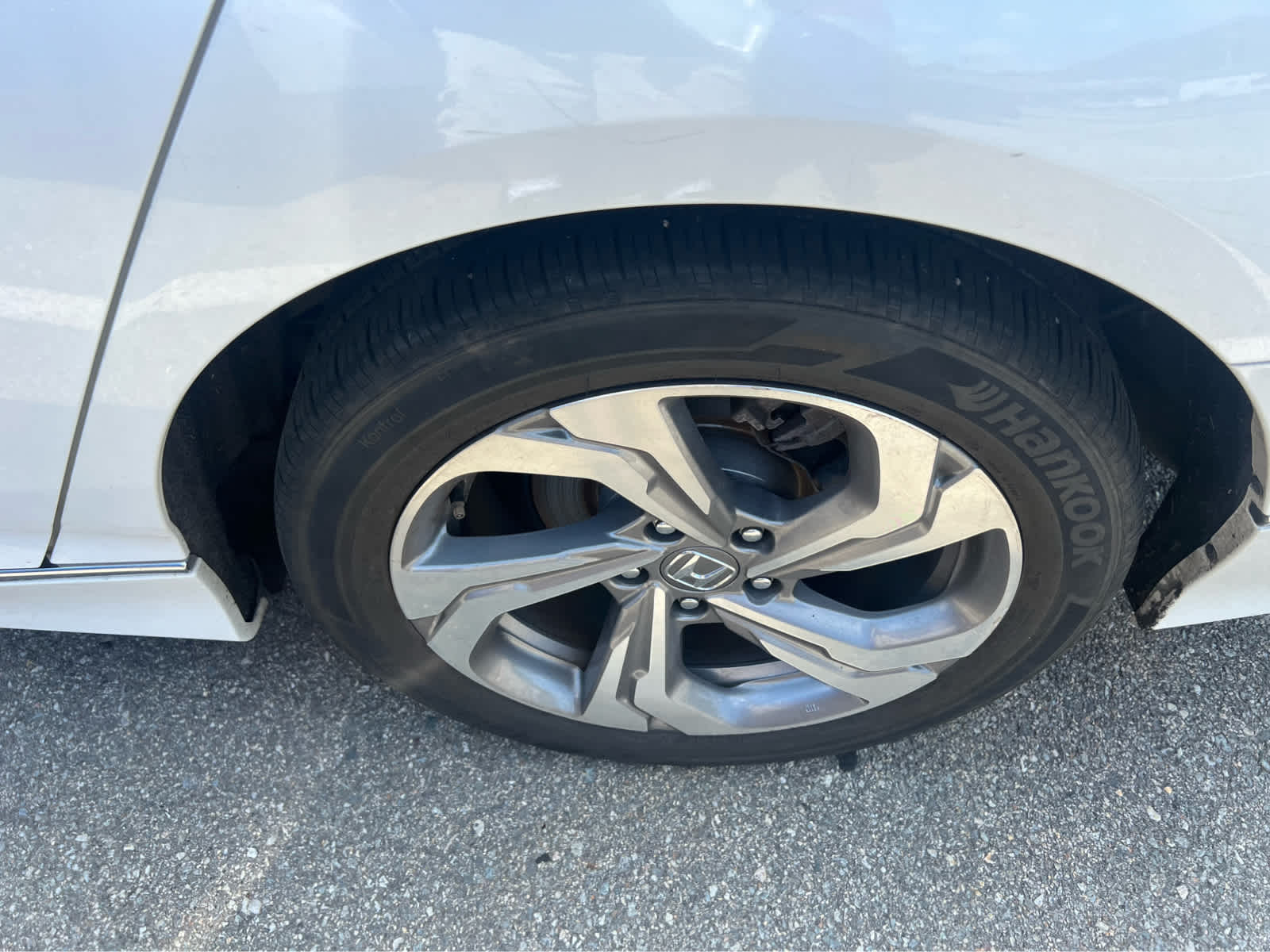 2020 Honda Accord EX - Photo 12