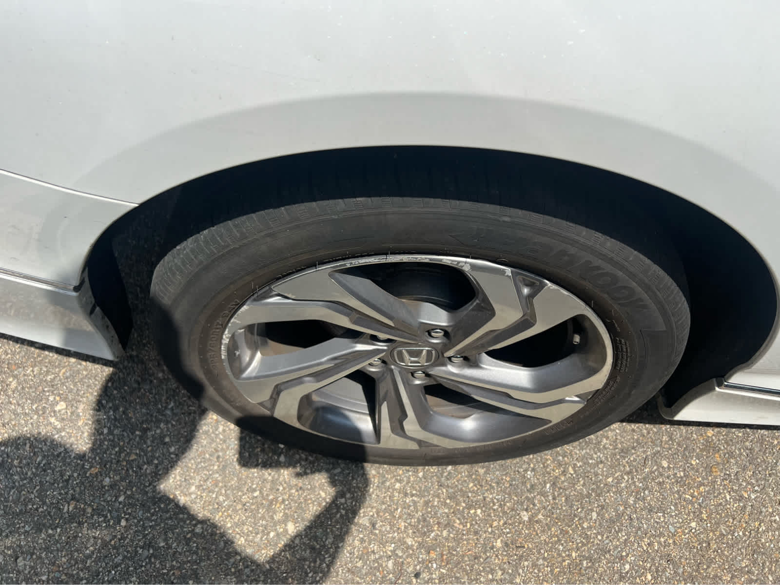 2020 Honda Accord EX - Photo 13