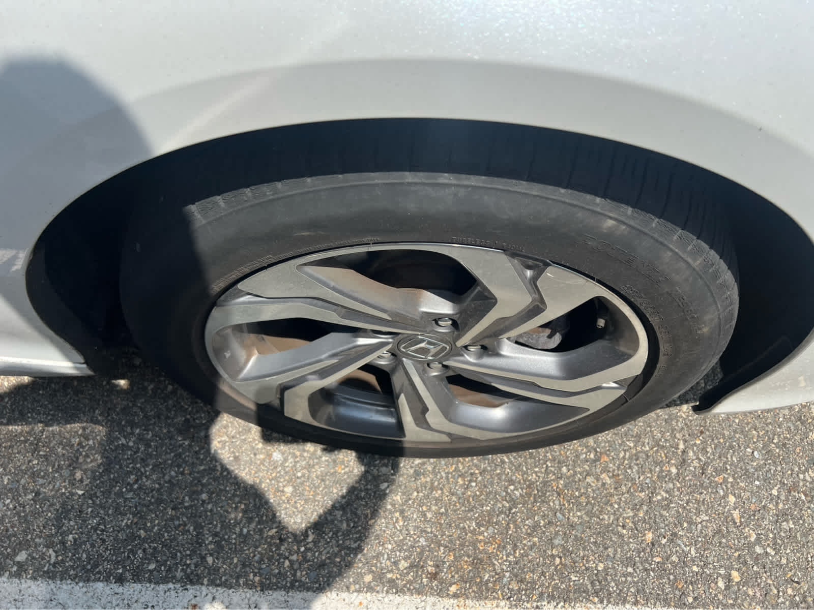 2020 Honda Accord EX - Photo 14