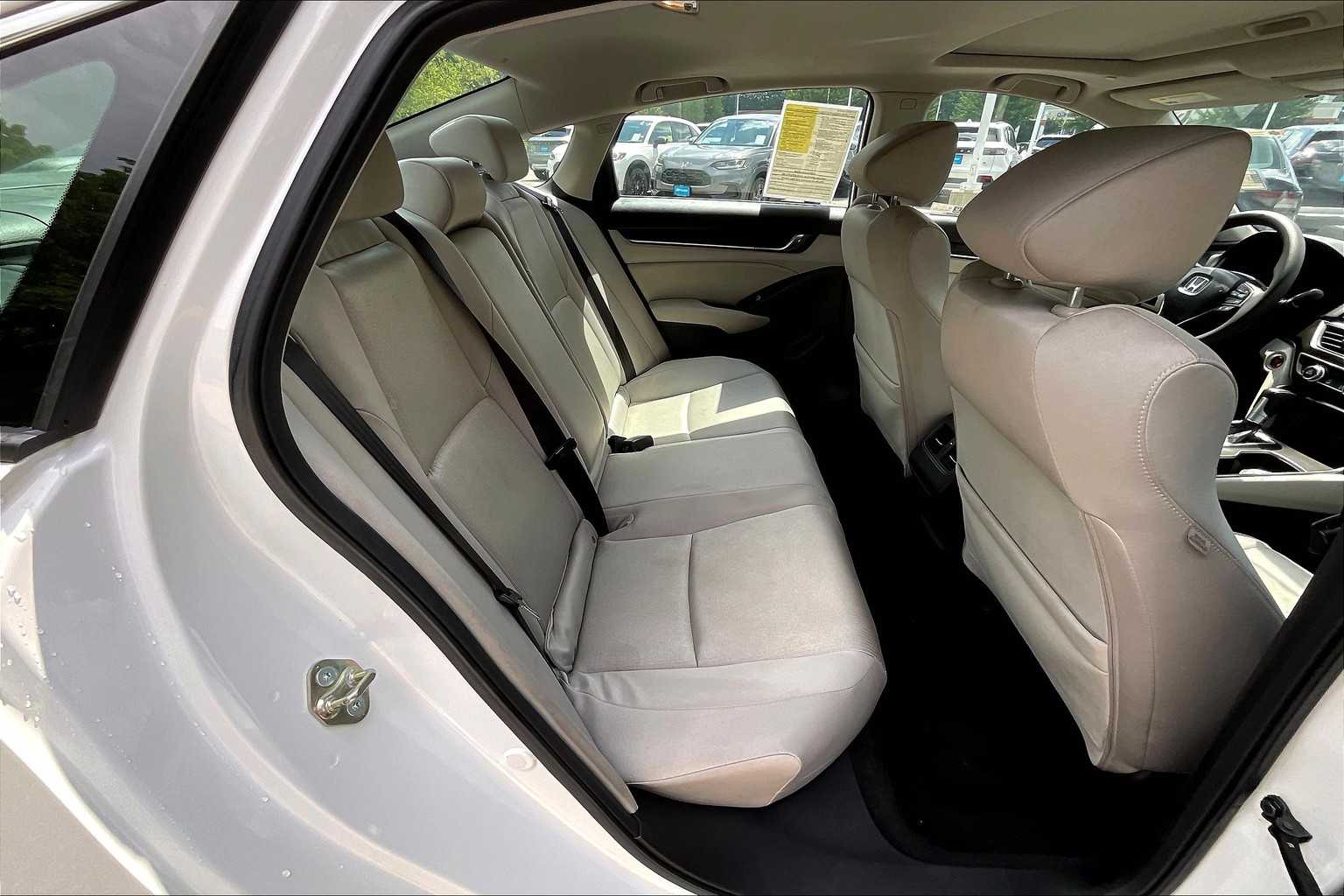 2020 Honda Accord EX - Photo 29