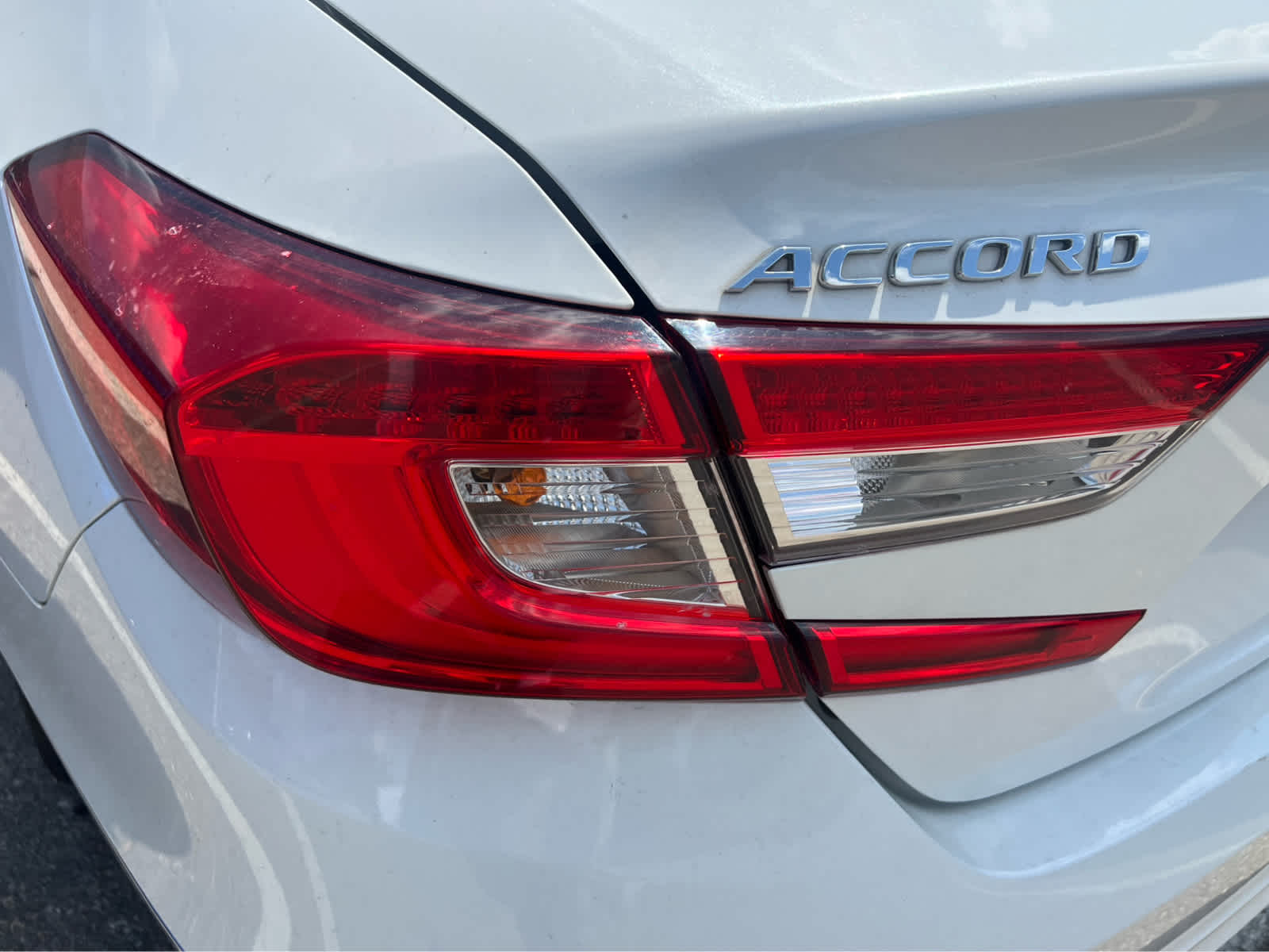 2020 Honda Accord EX - Photo 7