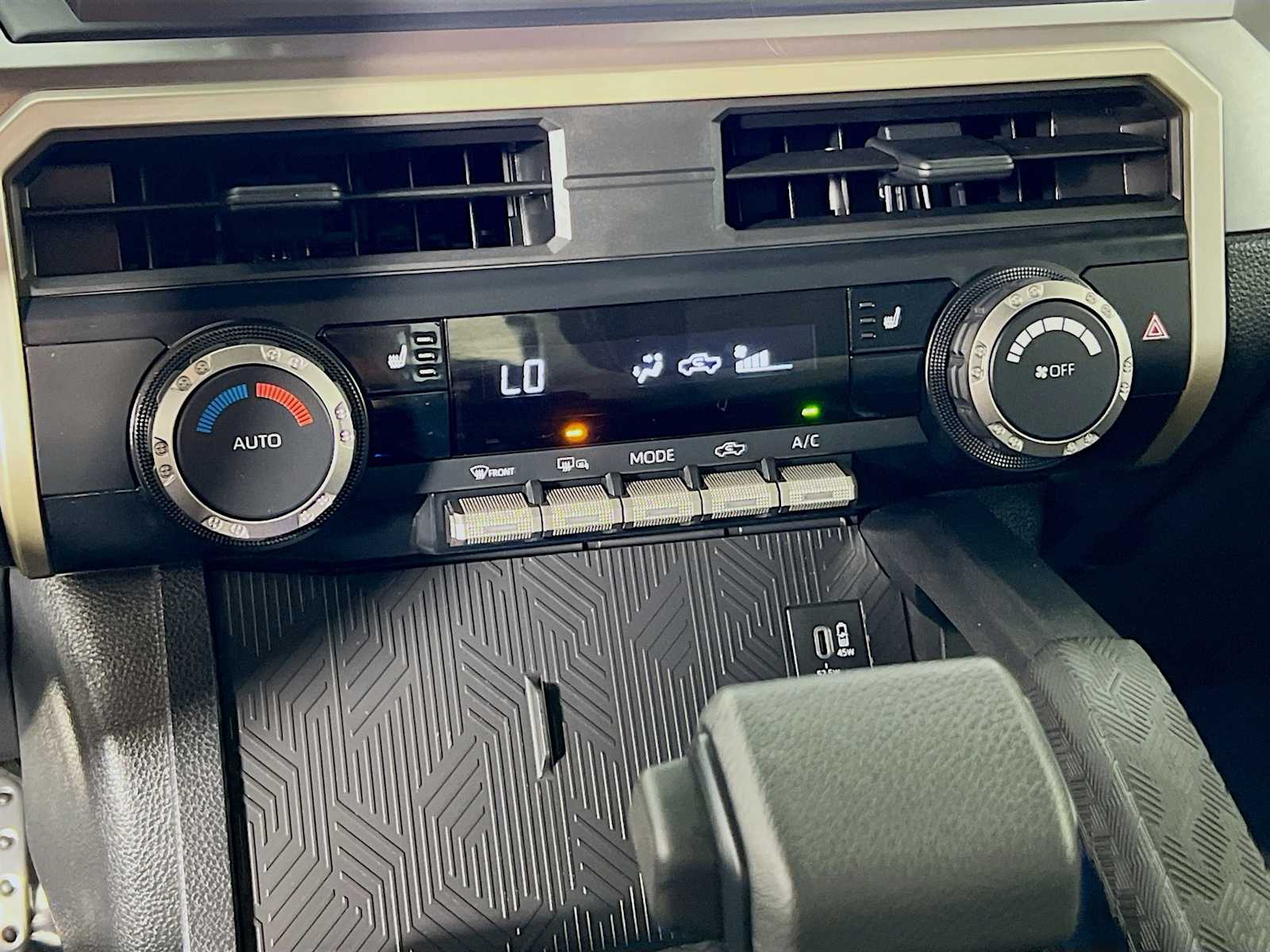 2025 Toyota Tacoma TRD Sport - Photo 15