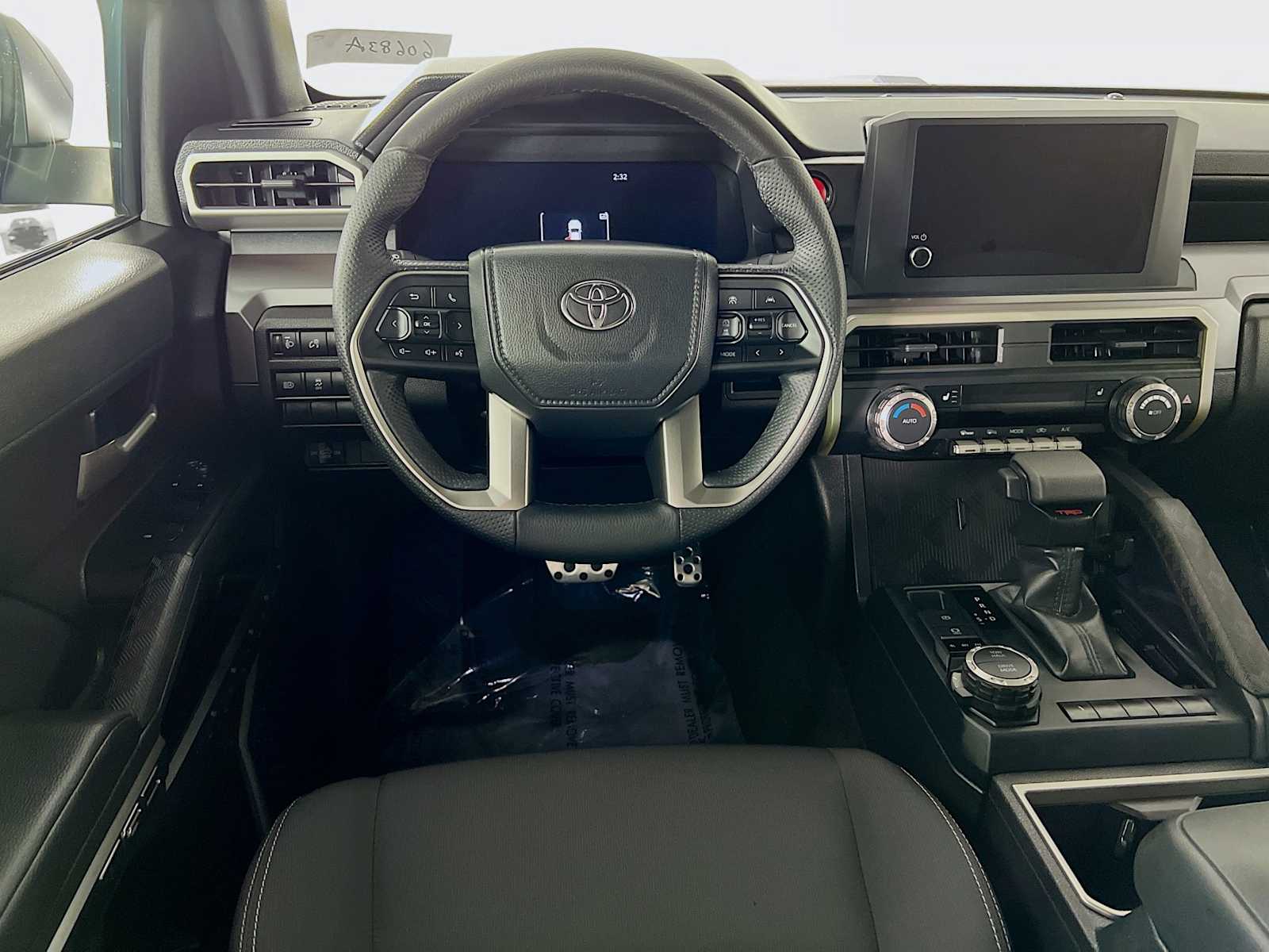 2025 Toyota Tacoma TRD Sport - Photo 22