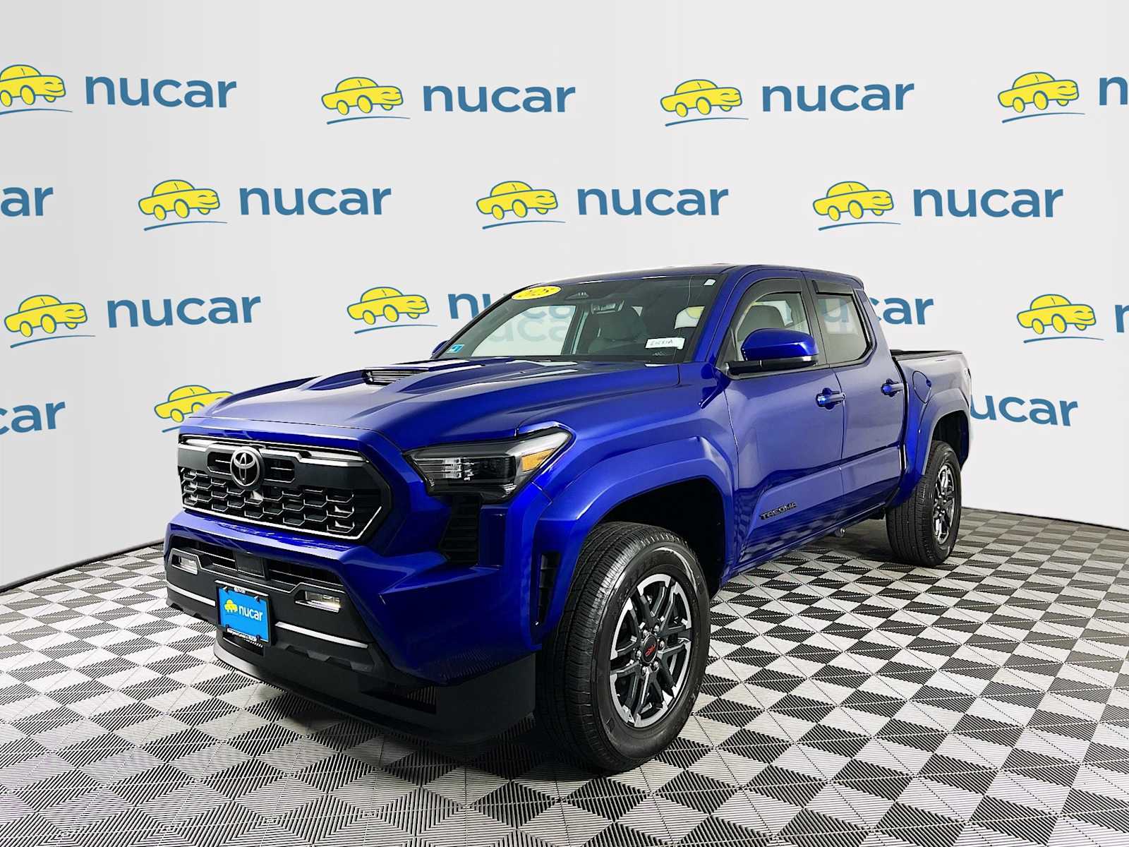 2025 Toyota Tacoma TRD Sport - Photo 3