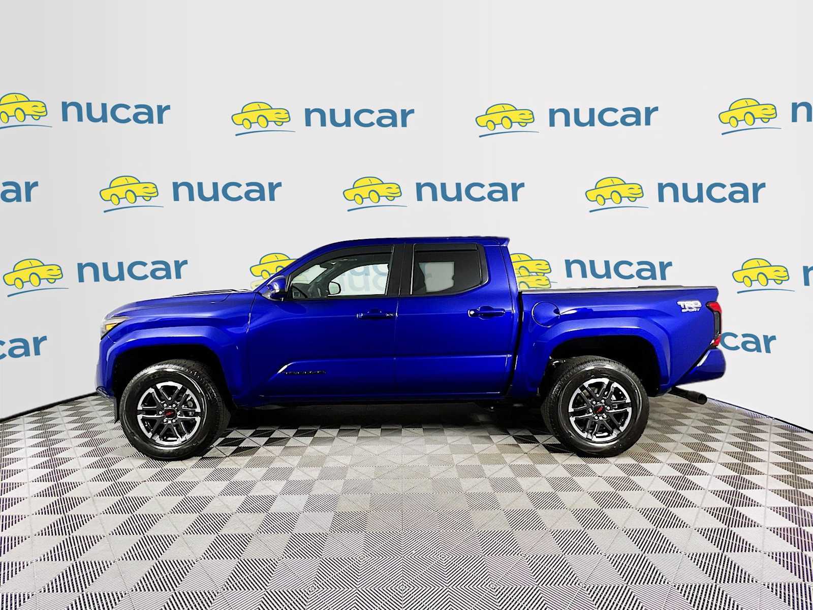 2025 Toyota Tacoma TRD Sport - Photo 4