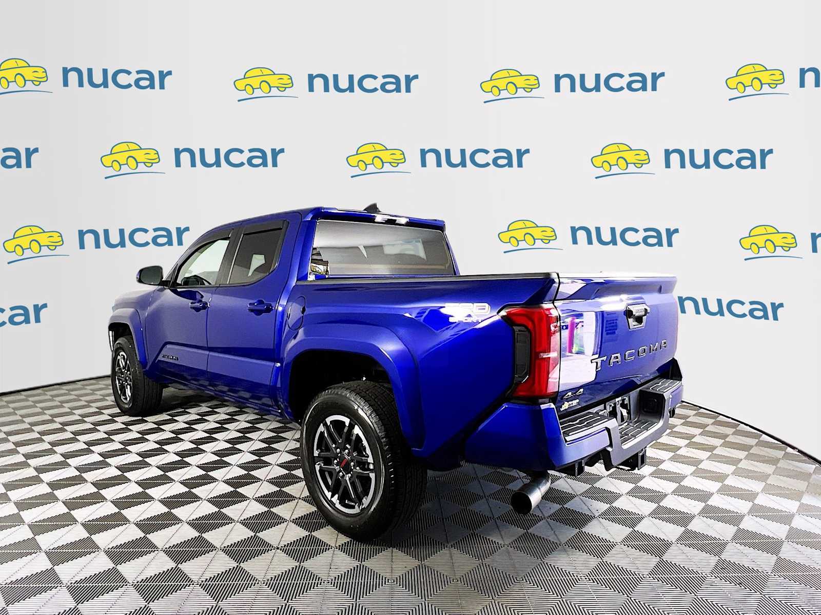 2025 Toyota Tacoma TRD Sport - Photo 5