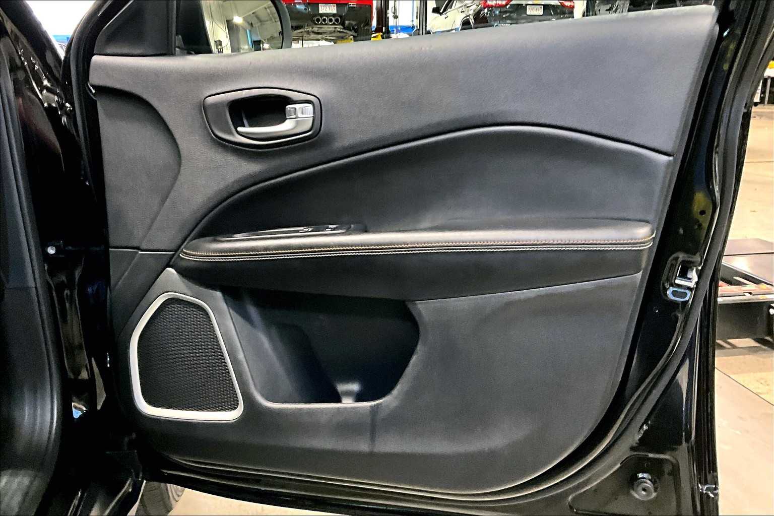 2020 Jeep Compass Latitude - Photo 12