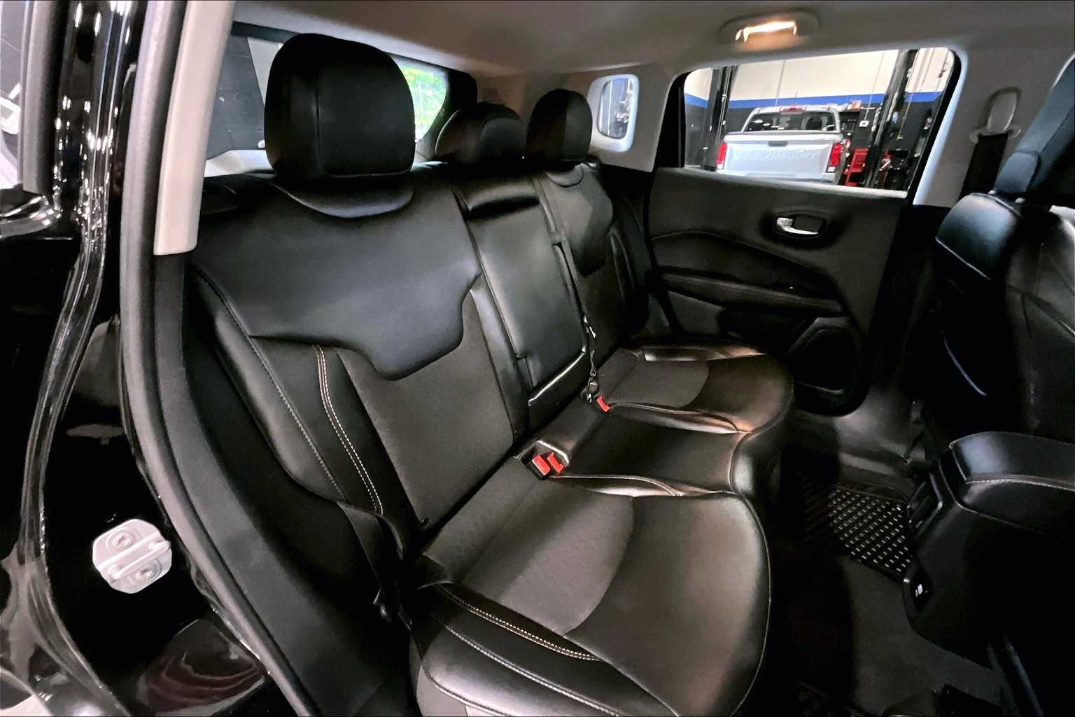 2020 Jeep Compass Latitude - Photo 16