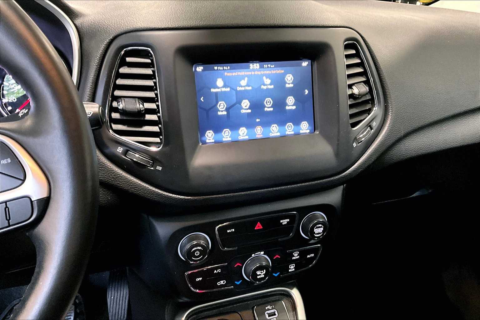 2020 Jeep Compass Latitude - Photo 19