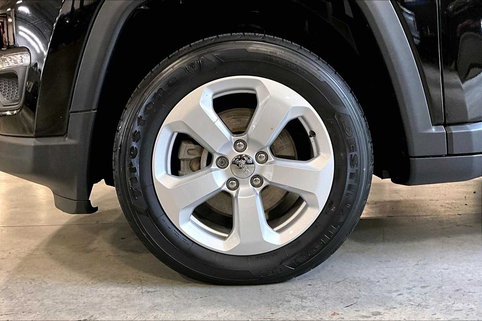 2020 Jeep Compass Latitude - Photo 7